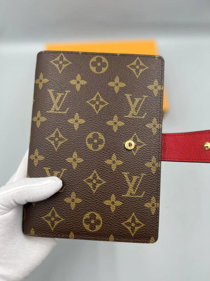 Designer planner pre-order / 1:1 quality / Turnaround time 2-4 weeks / size 14*18cm