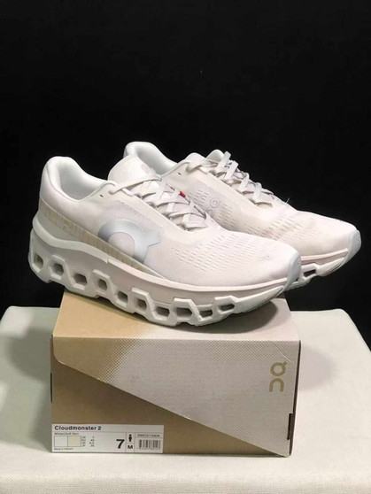 O.C. sneakers  pre-order / 1:1 quality / turnaround time 2-4 weeks  /1ol350b