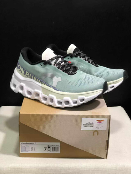 O.C. sneakers  pre-order / 1:1 quality / turnaround time 2-4 weeks  /1ol35=0b