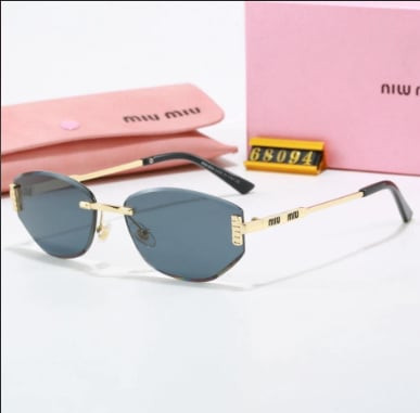 Designer sunglasses pre-order / 1:1 quality / turnaround time 2-4 weeks / pc 40234