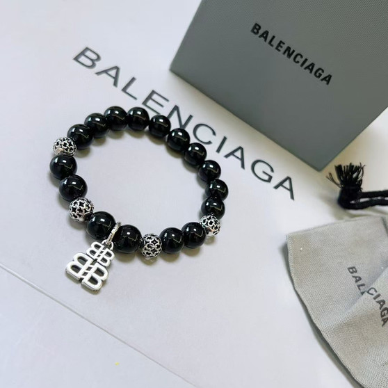 Designer bracelet pre-order / 1:1 quality / code 432-3 / turnaround time 2-4 weeks  / code 245-0