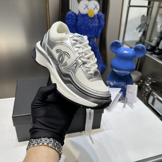 Designer sneakers pre-order / High mirror quality / turnaround time 2-4 weeks / code 432-3