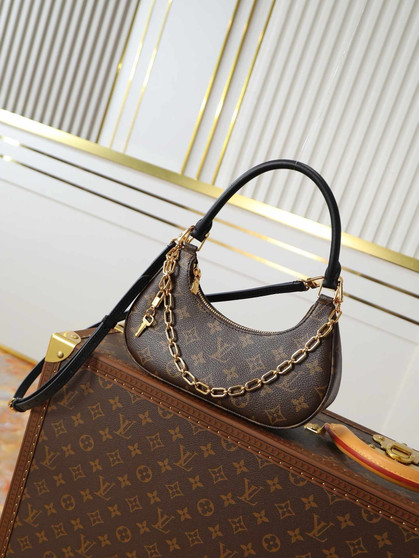 Designer handbag pre-order / Master quality / size 24*6*10cm / Turnaround time 2-4 weeks 