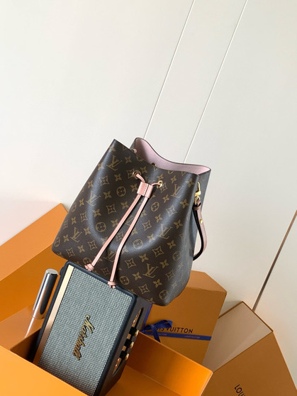 Designer handbag pre-order / size 26*26*17.5cm / Master quality / Turnaround time 2-4 weeks 