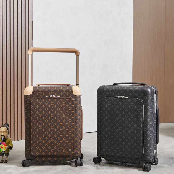 Designer luggage pre-order / size 51*36*22cm / 1:1 quality / Turnaround time 2-4 weeks