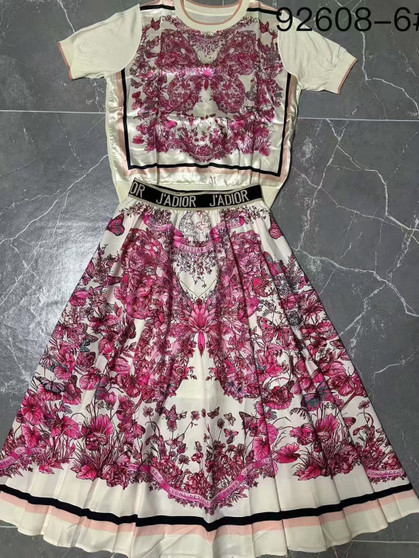 Designer clothing set pre-order / Turnaround time 2-4 weeks 