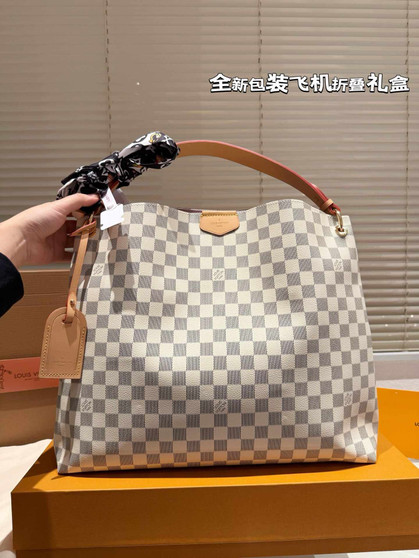 Designer handbag pre-order / 1:1 quality / turnaround time 2-4 weeks / size 40*30cm