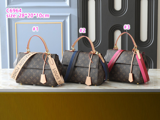 Designer handbag pre-order / 1:1 quality / Size: 28 * 20 cm / Turnaround time 2-4 weeks