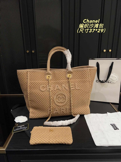 Designer handbag pre-order / Mirror quality / size 37*29cm  / Turnaround time 2-4 weeks / code243