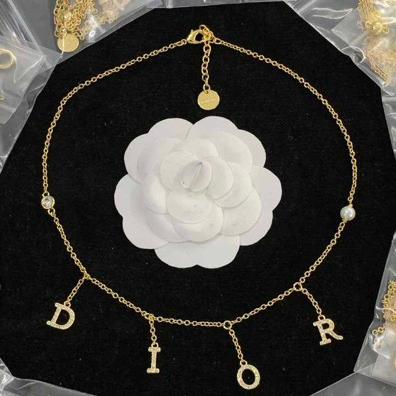 Designer necklace pre-order / 1:1 quality / Turnaround time 2-4 weeks / product#1