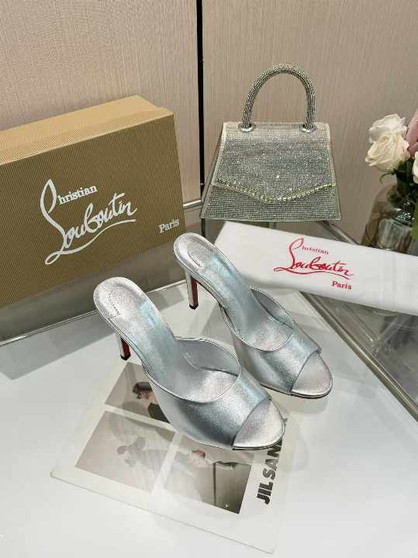 Designer heels pre-order / 1:1 quality / Turnaround time 2-4 weeks / product#1