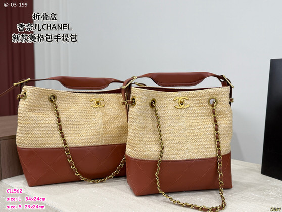Designer handbag pre-order / 1:1 quality / Two sizes available / Turnaround time 2-4 weeks / code5003923