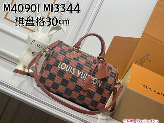 Designer handbag pre-order / 1:1 quality / Size: 30 cm / Turnaround time 2-4  weeks