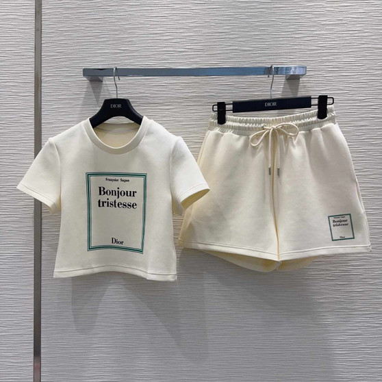 Designer clothing set pre-order / Turnaround time 2-4 weeks 