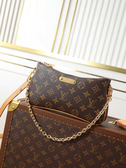 Designer handbag pre-order / Master quality / Size 24*13*6cm / Turnaround time 2-4 weeks