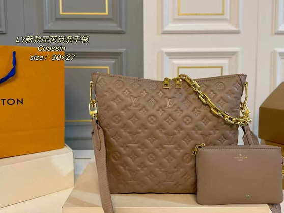Designer handbag pre-order / 1:1 quality / Size 30*27cm / Turnaround time 2-4 weeks