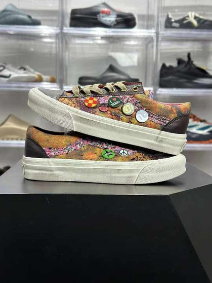 Designer shoes pre-order / 1:1 quality / Turnaround time 2-4 weeks / Product#53291