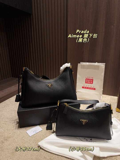 Designer handbag pre-order  / 1:1 quality / Two sizes available / Turnaround time 2-4 weeks /  product#230