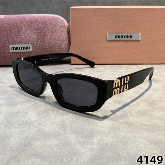 Designer sunglasses pre-order / 1:1 quality / Turnaround time 2-4 weeks / Product#05325
