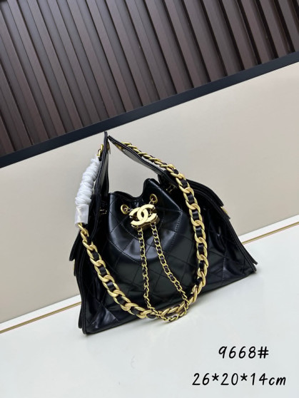Designer handbag pre-order / 1:1 quality / Size 26*20cm / Turnaround time 2-4 weeks