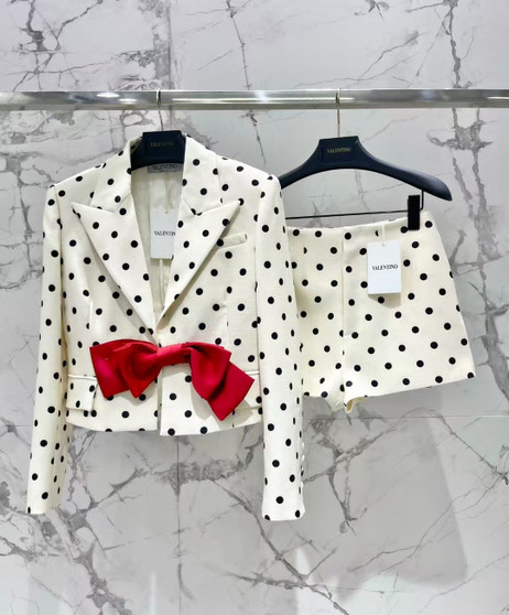Designer clothing set pre-order / High Mirror quality / Turnaround time 2-4 weeks / product#4392