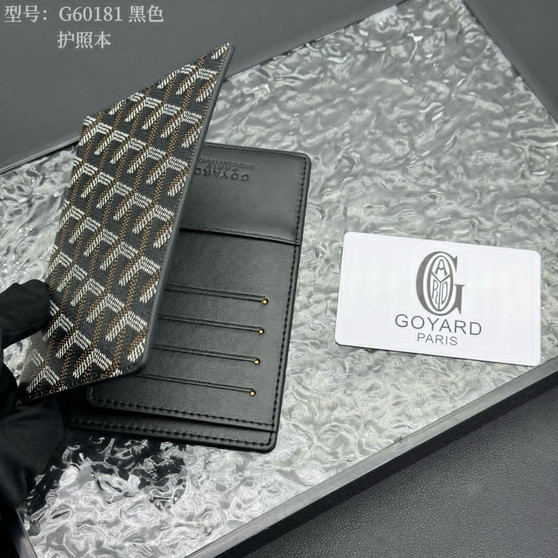 Designer passport holder pre-order / 1:1 quality / Size 14*10cm / Turnaround time 2-4 weeks