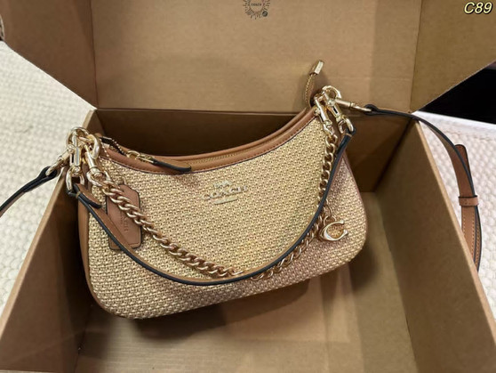 Designer handbag pre-order / Size 24*13 / 1:1 quality / Turnaround time 2-4 weeks / product#4310