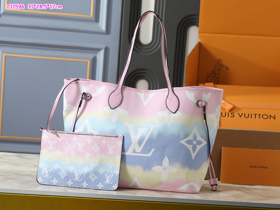 $99 handbag special / Designer handbag pre-order / 1:1 quality / Size 31cm / Turnaround time 2-4 weeks