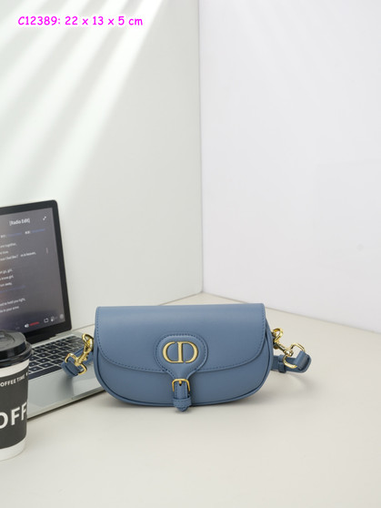Designer handbag pre-order / 1:1 quality / Size 22*13 cm / Turnaround time 2-4 weeks