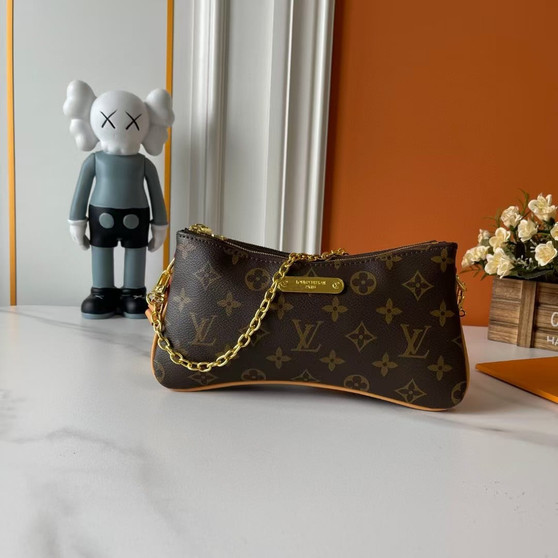Designer handbag pre-order / 1:1 quality / Size 24.5*13cm / Turnaround time 2-4 weeks