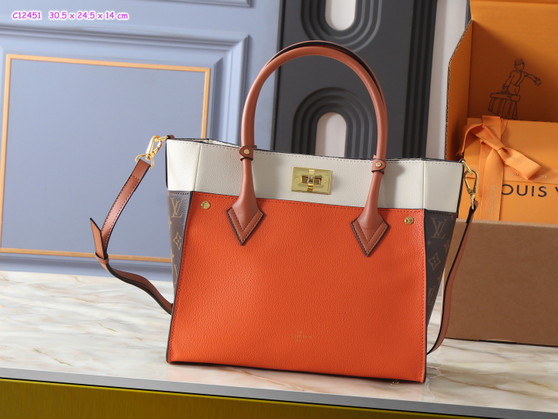 Designer handbag pre-order / Mirror quality / Size 30.5*24.5