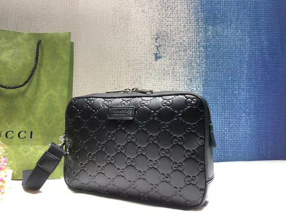 Ready to ship clutch handbag / Size 30 cm / 1:1 quality  / bin#3 - final clearance