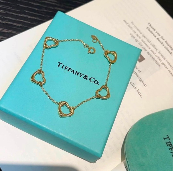 Designer bracelet pre-order / 1:1 quality / turnaround time 2-4 weeks  / code 245-0
