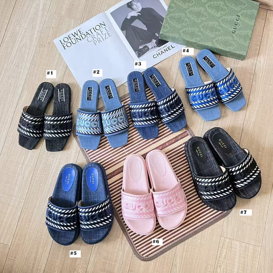 Designer sandals pre-order / 1:1 quality / Turnaround time 2-4 weeks