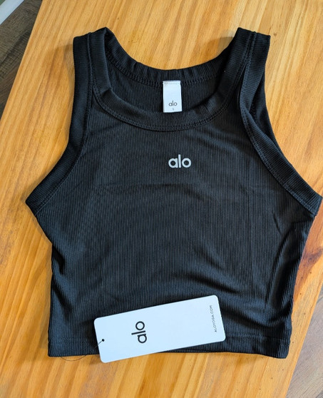 Women's size large/6 cropped tank - final clearance