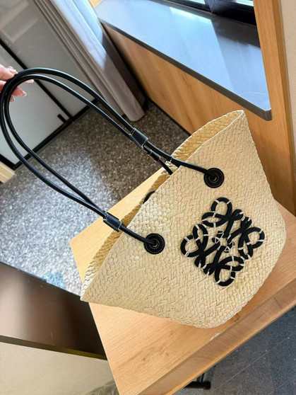 Straw bag pre-order / Turnaround time 2-4 weeks