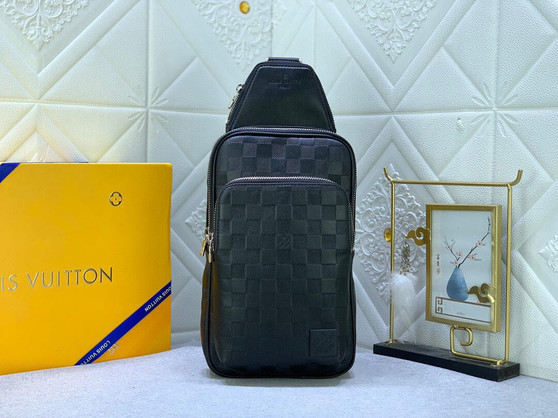 Designer handbag pre-order 1:1 quality/ turnaround time 2-4 weeks/ size 20*31*7cm