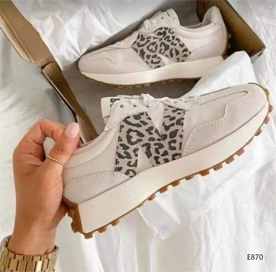 Designer sneakers pre-order  / 1:1 quality  / turnaround time 2-4 weeks / Product#0314