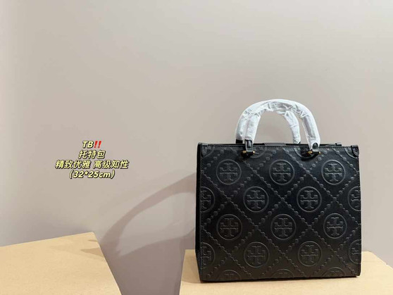 Designer handbag pre-order / 1:1 quality / turnaround time 2-4 weeks / size 32*25cm