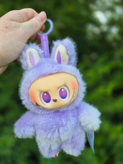 Lab*b* dolly keychain pre-order/ / 2-4 weeks TAT