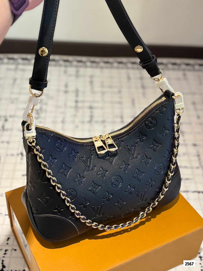 Designer handbag pre-order/ 1:1 quality / Size: 27 * 20 cm / TAT 3-4 weeks / pc#2