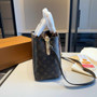 Designer handbag pre-order / 1:1 quality / turnaround time 2-4 weeks / size 33*22*11cm