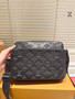 Designer handbag pre-order / 1:1 quality / turnaround time 2-4 weeks / size: 24 cm