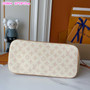 Designer handbag pre-order / 1:1 quality / Turnaround time 2-4 weeks /  Size 32 cm