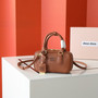 Designer handbag pre-order /1:1 quality / size 19*5*10cm / turnaround time 2-4 weeks 