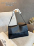 Designer handbag pre-order/ size 30*11*17cm / 1:1quality / Turnaround time 2-4 weeks 