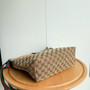 Designer handbag pre-order / size 29*28*11cm /  1:1 quality / Turnaround time 2-4 weeks