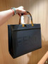 Designer handbag pre-order / size 35cm / 1:1 quality / Turnaround time 2-4 weeks