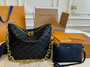 Designer handbag pre-order / 1:1 quality / two sizes available / Turnaround time 2-4 weeks / code 323-3