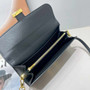 Designer handbag pre-order / size 21*3*12cm / 1:1 quality / TAT 2-4 weeks